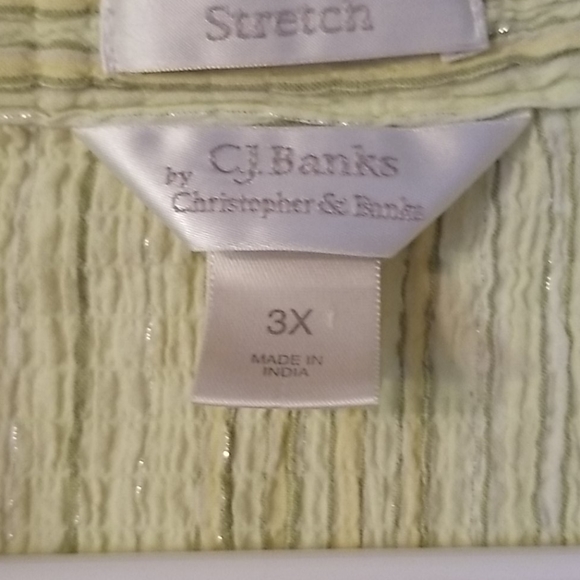 Button down blouse - Picture 2 of 4